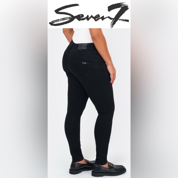 Seven7 Booty-Shaper Stretchy Skinny Jeans in Black - size 10 - Picture 1 of 14